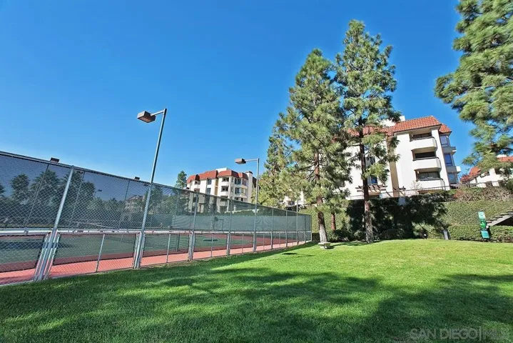 5895 Friars Rd 5302, San Diego, California 92110