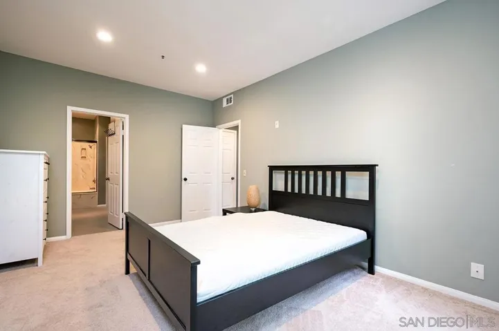 5895 Friars Rd 5302, San Diego, California 92110