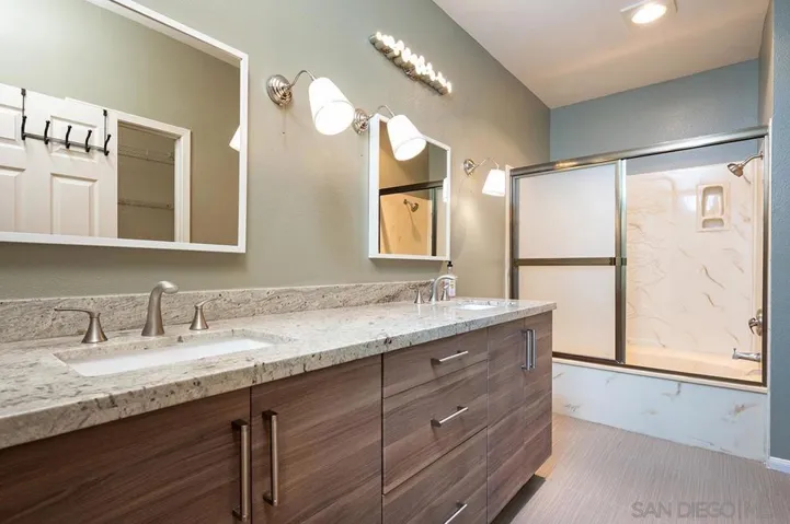 5895 Friars Rd 5302, San Diego, California 92110