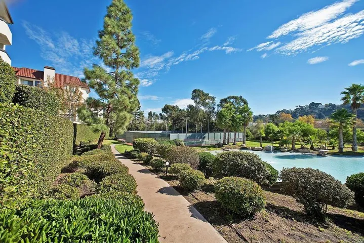 5895 Friars Rd 5302, San Diego, California 92110
