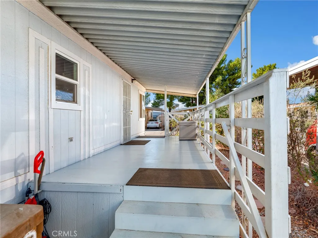 14000 El Evado 4, Victorville, California 92392 — photo 4