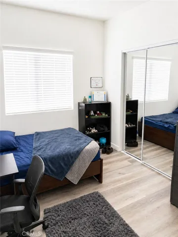 Bedroom #1 with mirrored doors