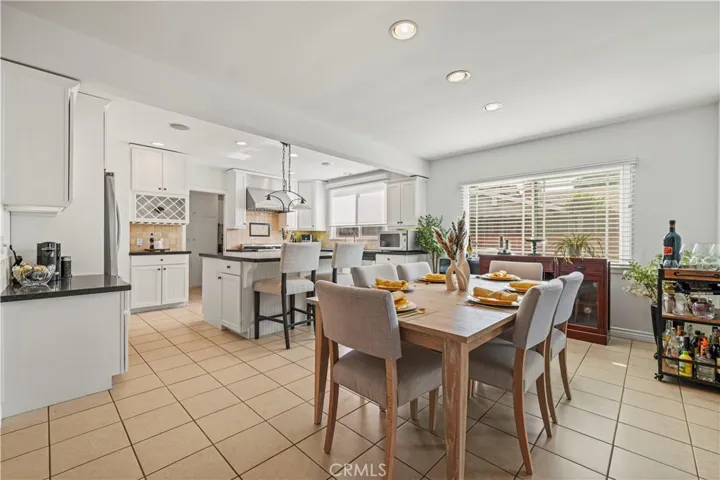 17955 Archwood, Reseda, California 91335