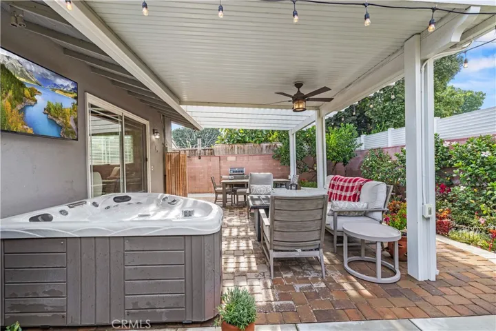 17955 Archwood, Reseda, California 91335