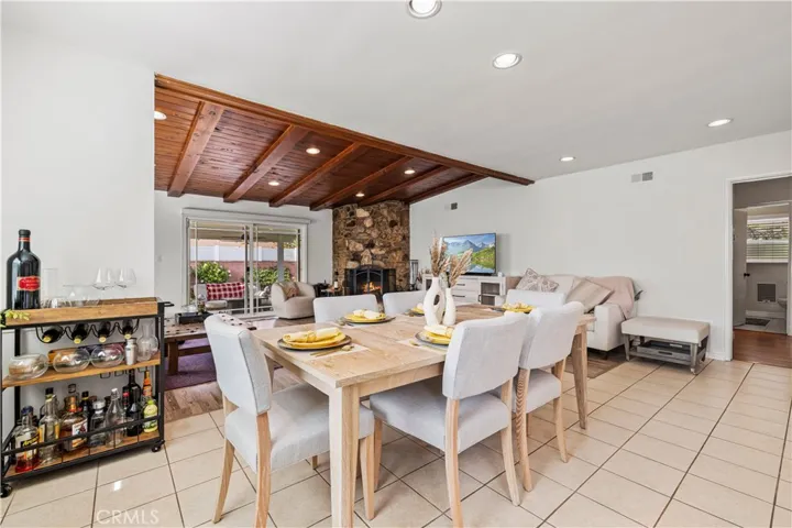 17955 Archwood, Reseda, California 91335