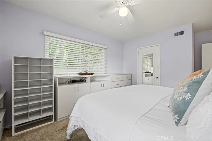 17955 Archwood, Reseda, California 91335