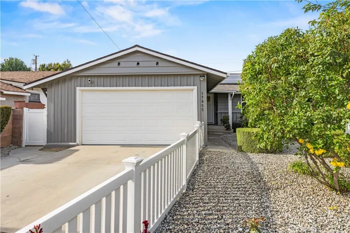 17955 Archwood, Reseda, California 91335