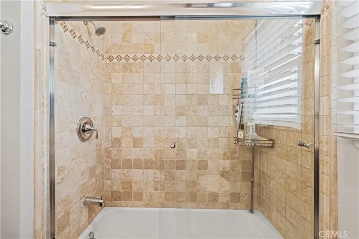 17955 Archwood, Reseda, California 91335