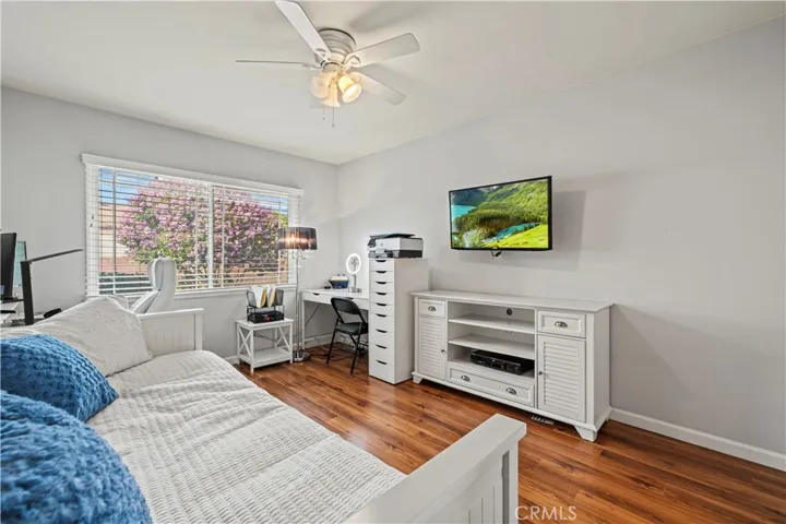 17955 Archwood, Reseda, California 91335