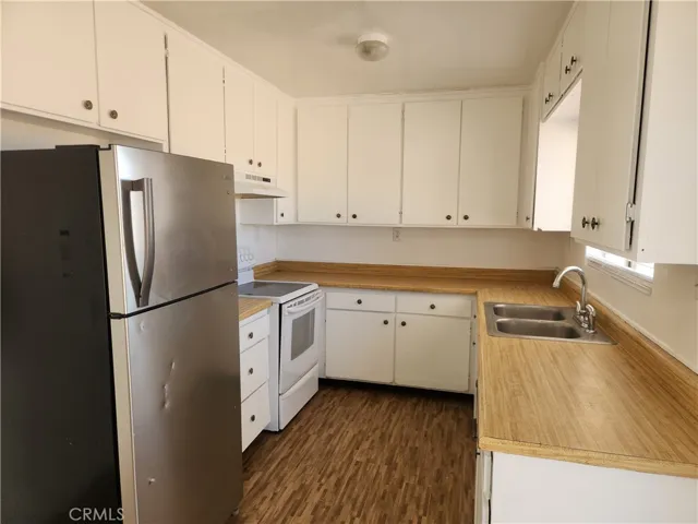 1050 Alta Avenue, Landers, California 92285