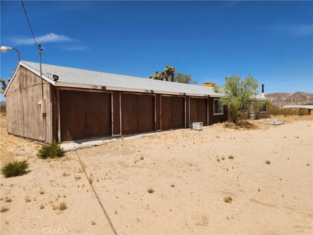 1050 Alta Avenue, Landers, California 92285