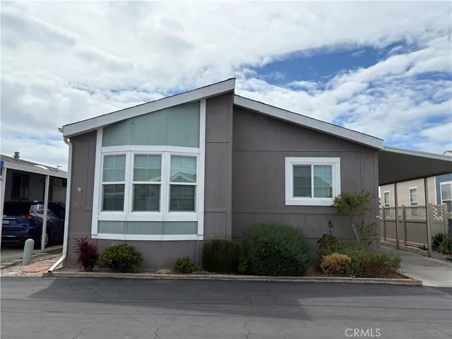 Nice curb appeal