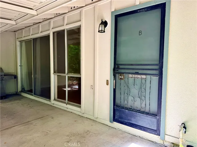 Private Entrance