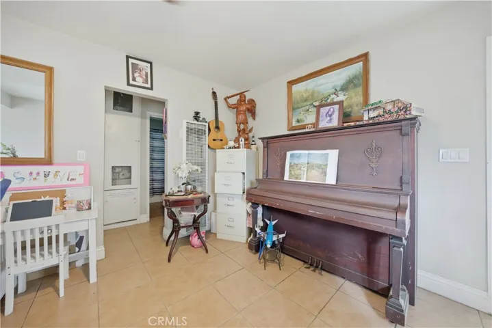 2515 Mountain View Road, El Monte, California 91733