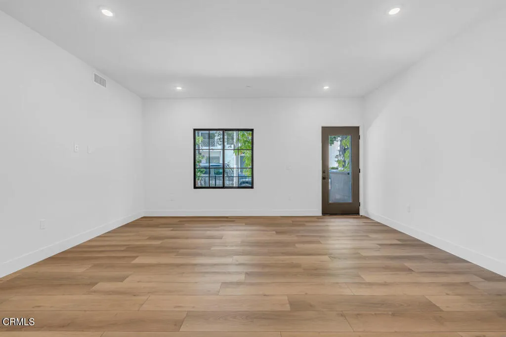 Oak Knoll MLS-45