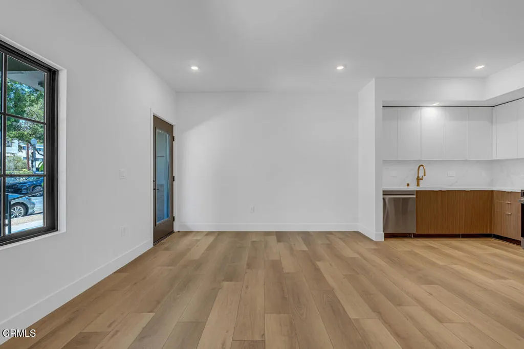 Oak Knoll MLS-47