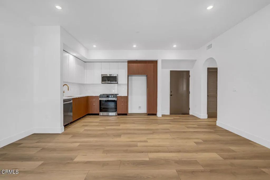 Oak Knoll MLS-46