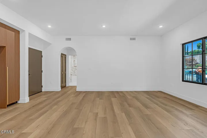 Oak Knoll MLS-48