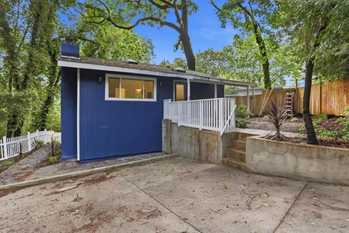 18115 La Verne Drive, Los Gatos, California 95033