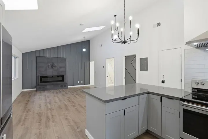 18115 La Verne Drive, Los Gatos, California 95033