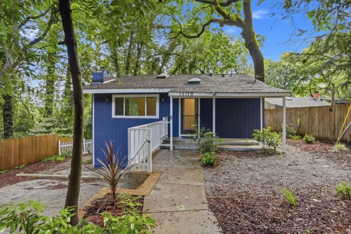 18115 La Verne Drive, Los Gatos, California 95033