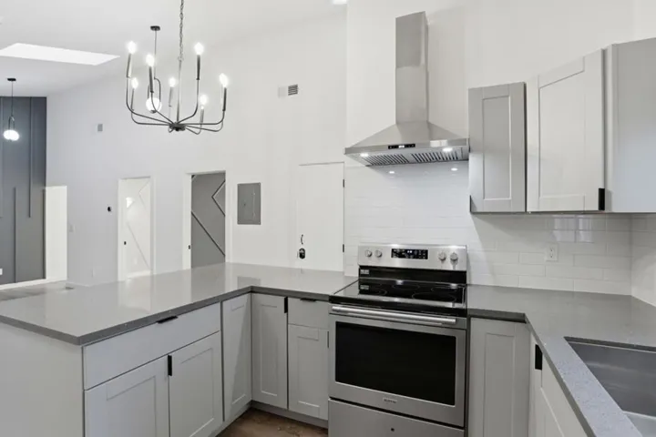 18115 La Verne Drive, Los Gatos, California 95033