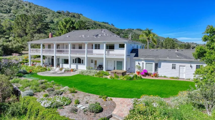 75 Robley Road, Salinas, California 93908