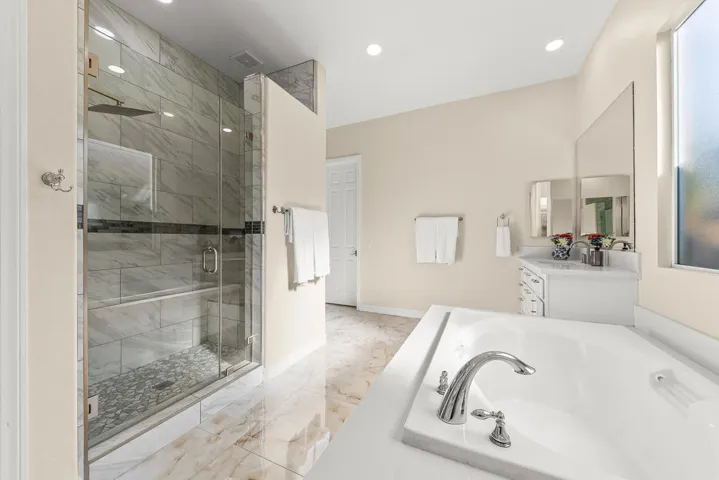 44 MASTER BATH MLS