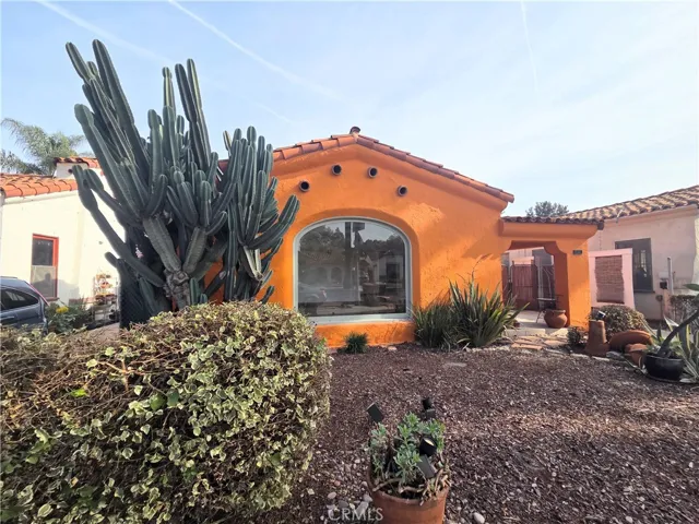 2068 San Francisco, Long Beach, California 90806