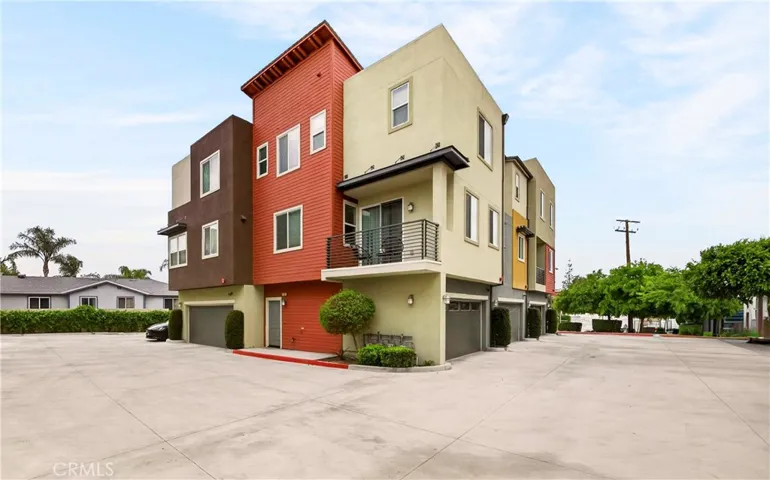 156 N Orange, Brea, California 92821