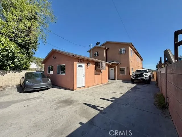 227 E 84th, Los Angeles, California 90003