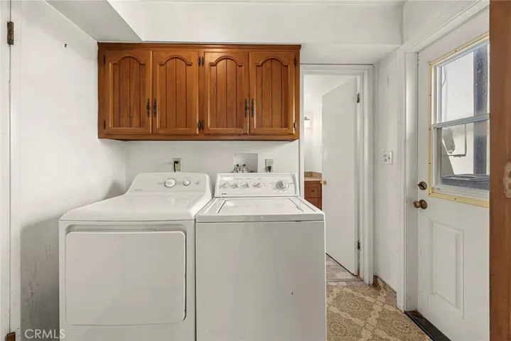 full size washer & dryer - 807