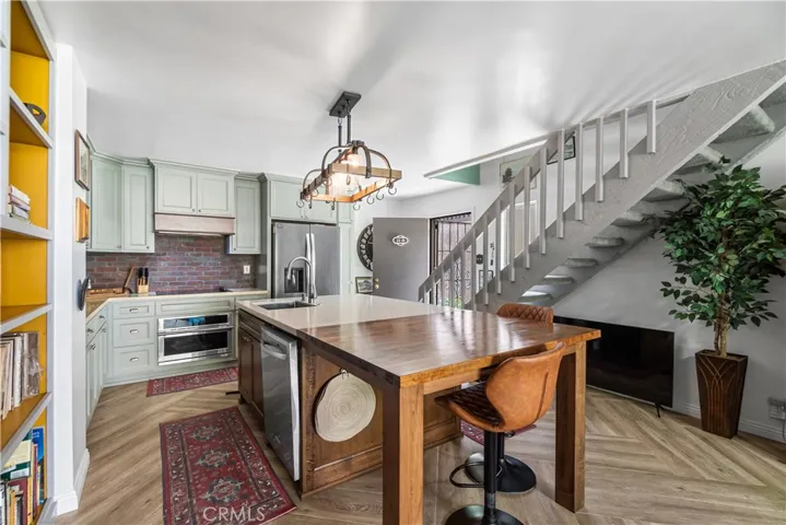 Kitchen/Dining