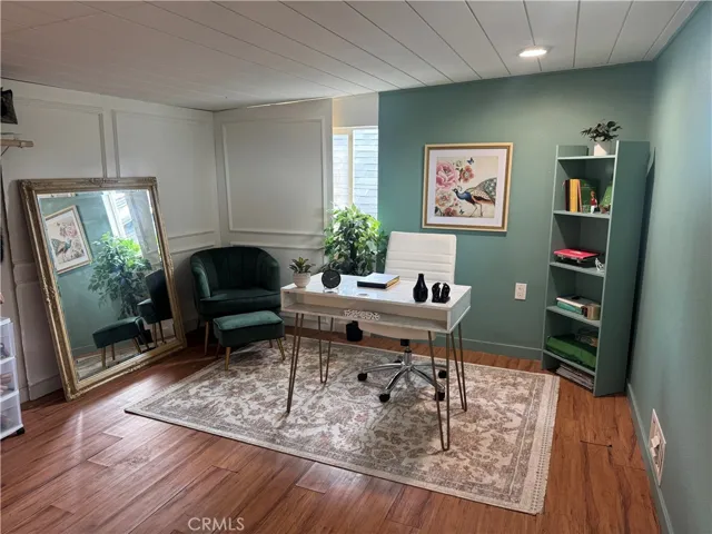 18861 Fairhaven, Santa Ana, California 92705