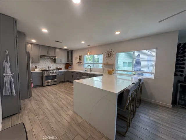 18861 Fairhaven, Santa Ana, California 92705