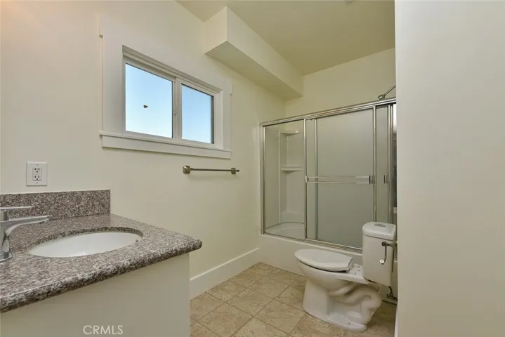 470 W Center, Covina, California 91723