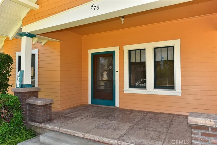 470 W Center, Covina, California 91723