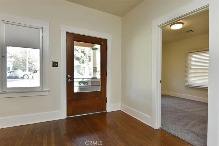 470 W Center, Covina, California 91723
