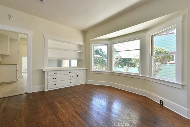 470 W Center, Covina, California 91723