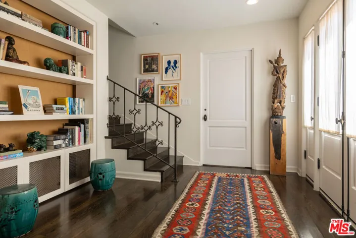 6964 Los Tilos Road, Los Angeles, California 90068