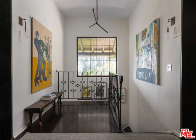 6964 Los Tilos Road, Los Angeles, California 90068