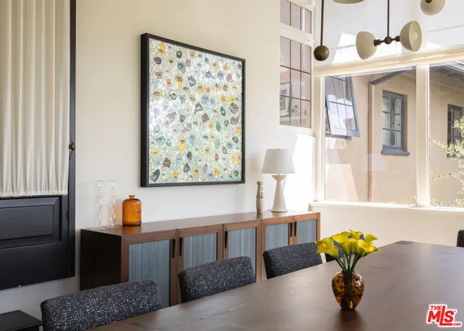 6964 Los Tilos Road, Los Angeles, California 90068