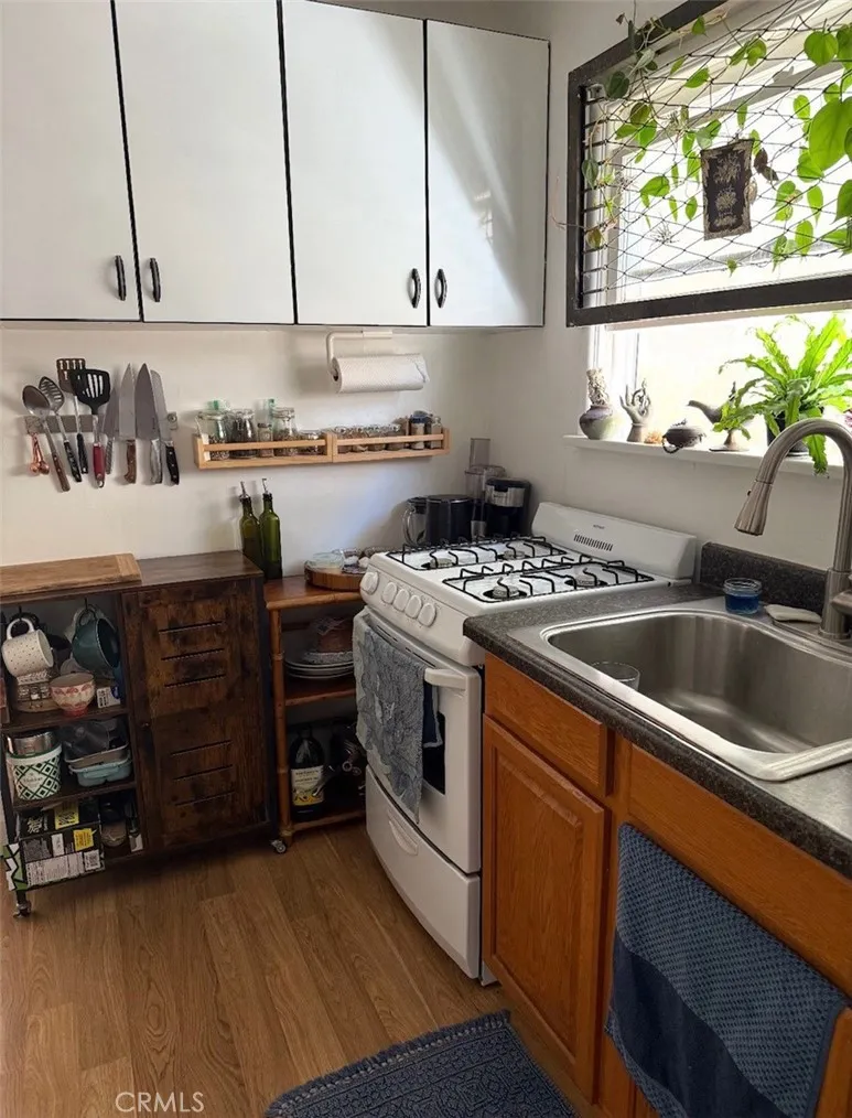 1 Bdrm Unit Kitchen 1 Bdrm Unit Kitchen