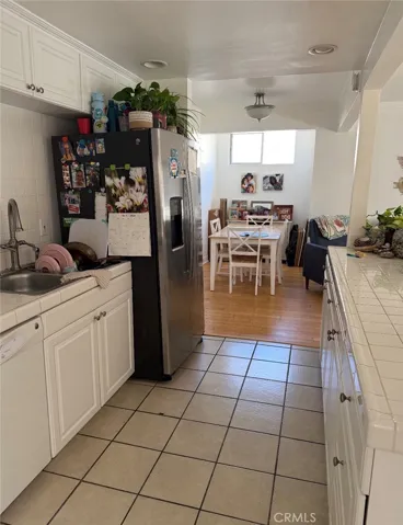 3 Bdrm Unit Kitchen