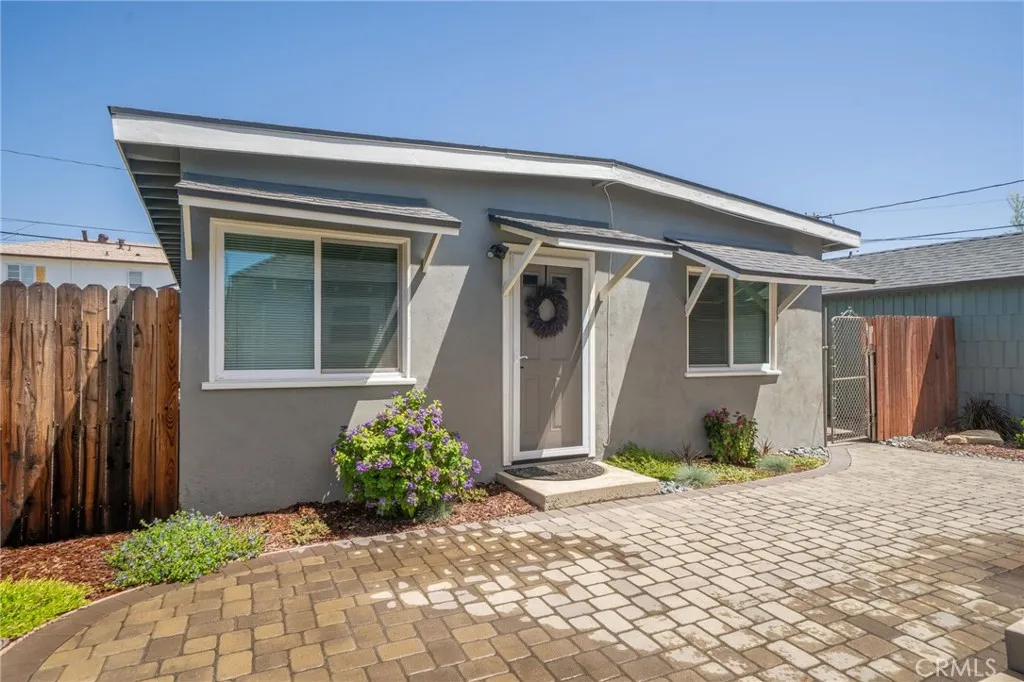 124 1/2 Vista Bonita - Back Unit