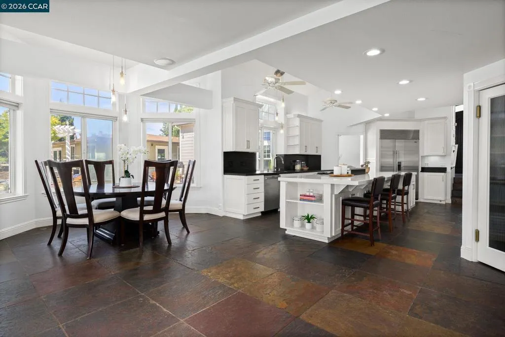 Dining Area/Kitchen