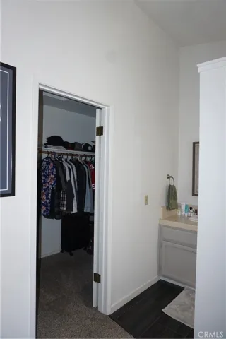 MASTER WALK IN CLOSET