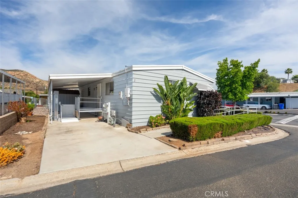Carport