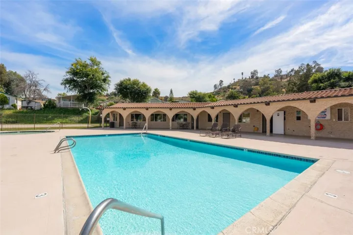 Community Pool & Community Center