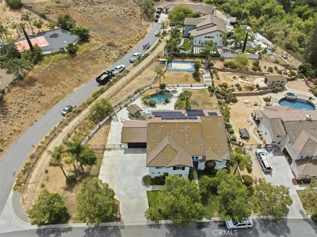 856 Harness, Norco, California 92860